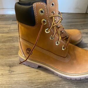 Selling these timbs just throw a price really I wore them
Once